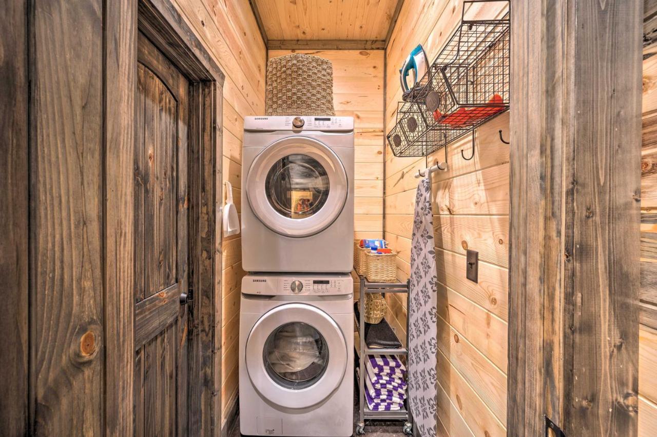 Luxury Cabin In The Woods With Hot Tub And Yard Games! Broken Bow Exterior foto