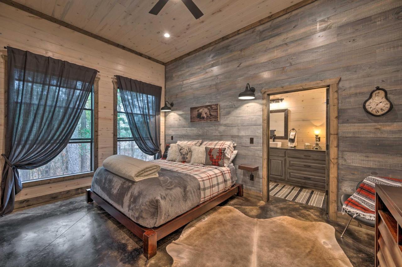 Luxury Cabin In The Woods With Hot Tub And Yard Games! Broken Bow Exterior foto